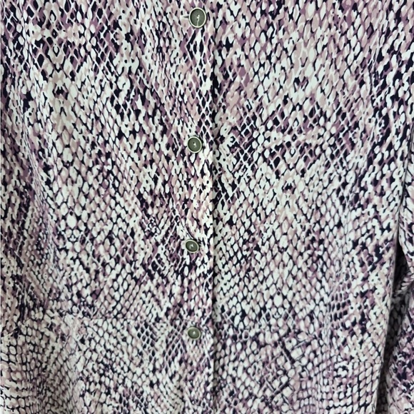 Susan Graver Women Printed Liquid Knit Button Front Peplum Top Plum 3X Plus Size - Picture 5 of 12